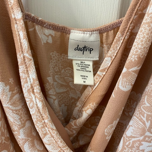 Blouse - Picture 2 of 3